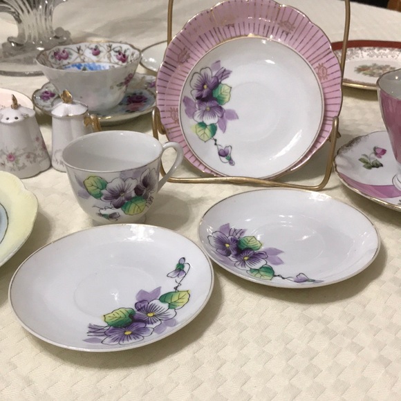 NASCO Pansy China Set - Picture 4 of 8